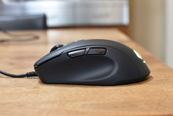 }EXʂ̐ewɁA傫Ȃڂ݂̂łBɂtBbg悤ɃfUCĂ܂