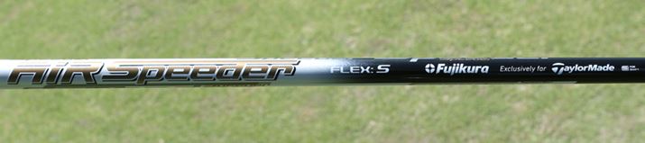 �V���t�g�̓t�W�N���Ɛ�p�ɊJ�������uAiR Speeder TM�v�𑕒��B�y�ʂł���Ȃ���A�R�V�������ĐU�蔲���₷�����t���̃��f���ł�