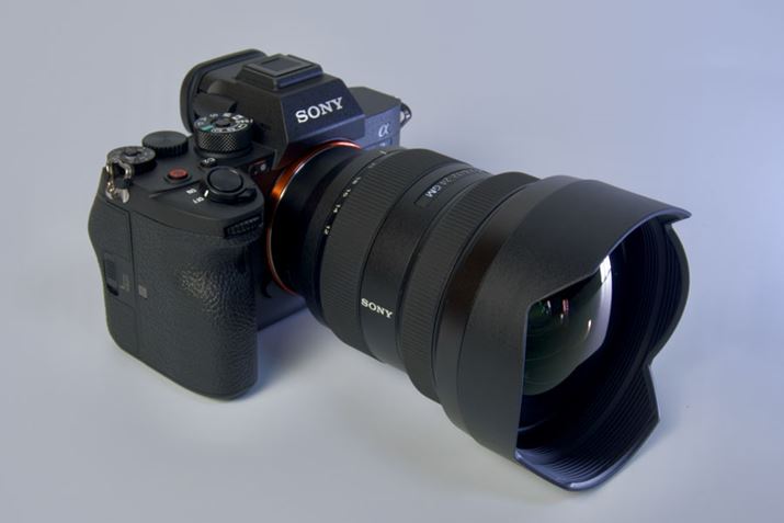 ^{^̔zuoAOtj^[iڍׂ͌qjȂǂ̏dvȕῶ̂́AOς́u7 IIIvȂǂ̃fUCނˌp̂ƂȂĂ܂