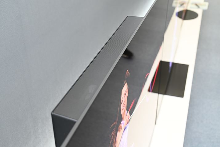 Cl[uhXs[J[ɂV䔽˂pA܂ŉɂ悤ȗՏꊴ̂TEhy߂