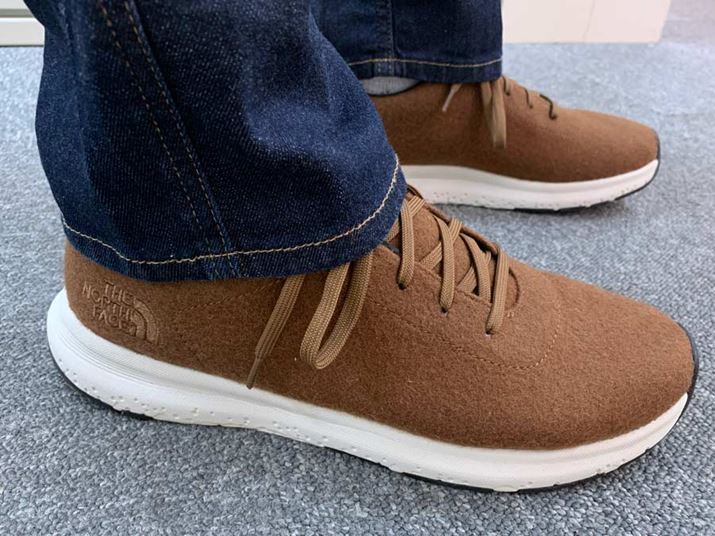 uxVeB E[ GORE-TEX CrWu tBbgv𗚂ĕĂ݂