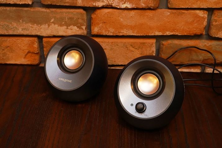 ^Xs[J[ɃtWjbgƂ~j}fUC