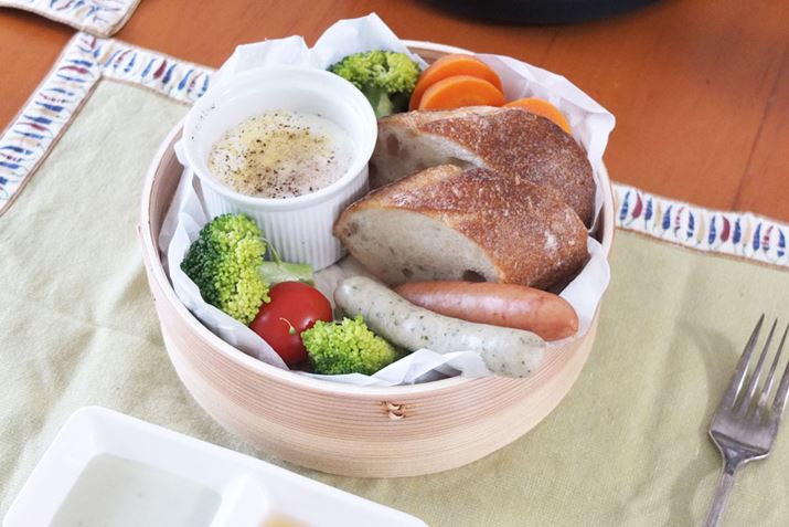 オubR[̗΂N₩BRRbg̗ł܂Ă܂