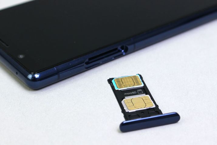 2nanoSIMJ[hXbgADSDVɑΉĂ_ALAfƂ̑傫ȈႢ