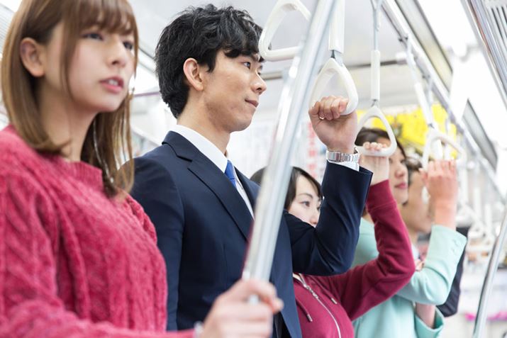 �}�C�z�[���w���̍ہA�E��܂ł̒ʋΎ��Ԃ��ȑO�قǋC�ɂ��Ȃ��l��