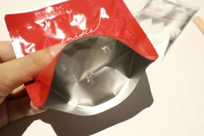 ܂̓WF̑܂̒gɊ񂹁A܂̃}`L܂