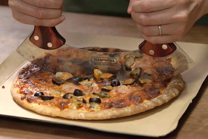 y֗Ȏg3zsUȂǁÁEnɂ݂₷̂؂₷I OɓĐ؂ƁAǂĂnɃ`[Ył܂AsÛ̂œĂ܂܂BbU[ił΁Aォ牺փUNUN؂邾Ȃ̂ŁA`[Y݂ɂAsU܂BƂĂy`