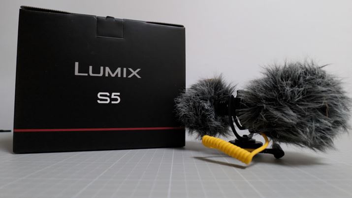 ISO12800ŎBef̃XN[VbgB\t^C̉eɂȂĂ悤ȈÕłmCY͂قƂǂȂAȂNAł