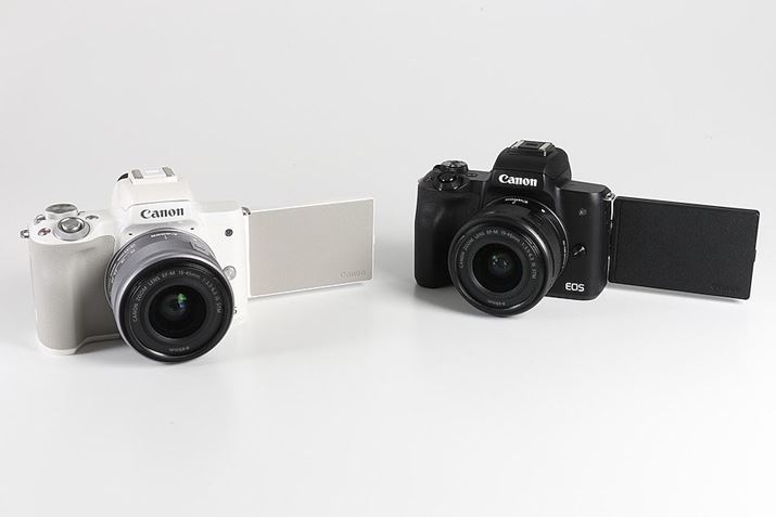 RXgptH[}X̍ŐlCEOS Kiss MBzCgJ[pӂĂ܂