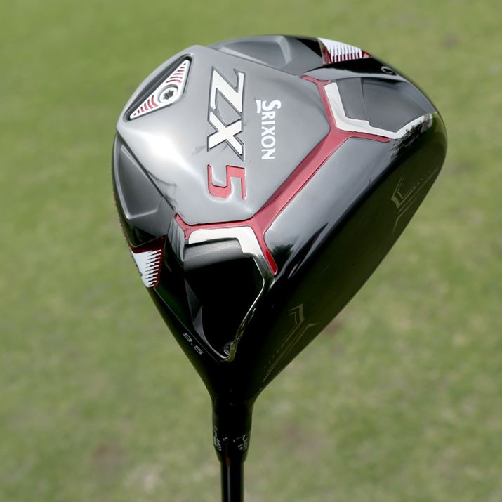 {fBɃVo[ƃbh̃J[ANZgɎgpfUCB\[Ɍ\ȃEF[gЂƂڂĂ܂BlbN̒e@\͈ڂĂ܂A]̗pĂ쓮̎lplẂAZXV[Y͈ʓIȐ^̋쓮ɂȂ܂