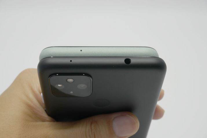 uPixel 4a (5G) vij̓Vʂɂ̓CzWbNĂ܂