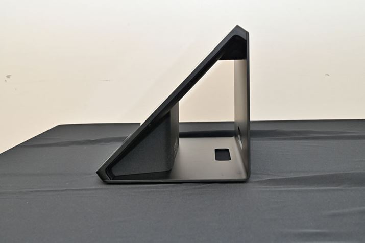 3D̎ʓIɑ̊ł悤ɁAfBXvCɂ͊pxtĂ