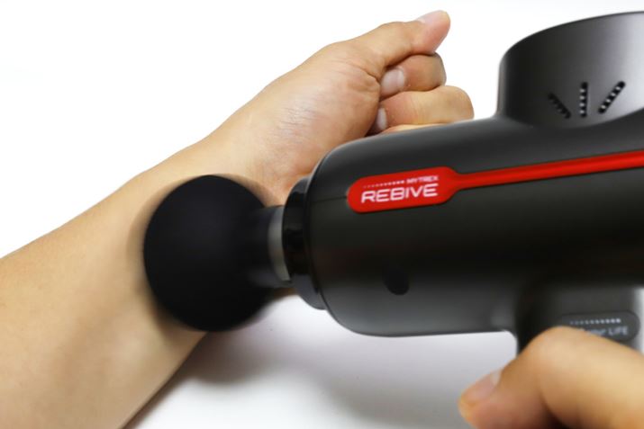 u}CgbNX oCuv̓dƁAڂɂ~܂ʍ^X^[gB͋CƂẮAdhCo[̐UłĊ