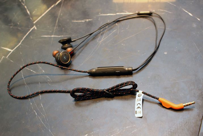 P[üꕔɃt@ubNfނ̗pĂAϋvɂz