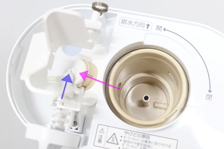 CɂȂ̂́A{̓ɂ{C[^Nix[WF̕jɒBŉMĔCsN̖̂悤ȗŐi݁Ar^NzグiF̖󕔕jƍĕo܂