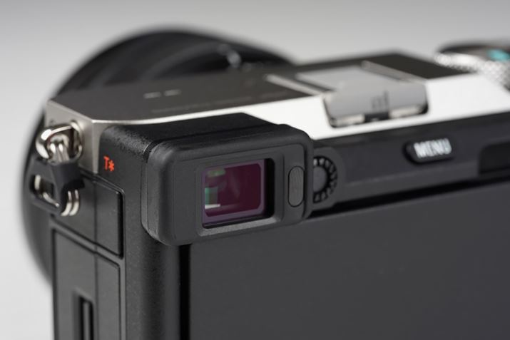 rINAȕ\Ō͈ȂAOɂăt@C_[ŗ˂̂CɂȂ