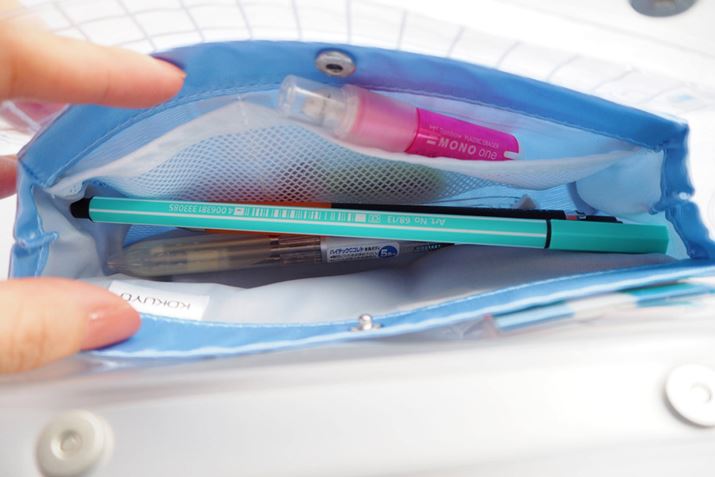 ̕z̃P[Xɂ͎d؂肪Ă̂ŁAtⳂSȂǁAȕ΃yP[Xڂ܂