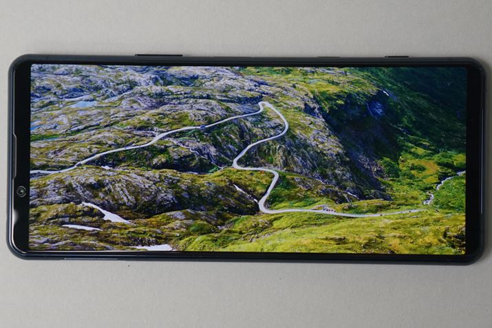 ŋ߂XperiaV[Y̓łc21F9̒cfBXvCB̏cɑΉĂȂAv̏ꍇAfBXvC̍Eɍт