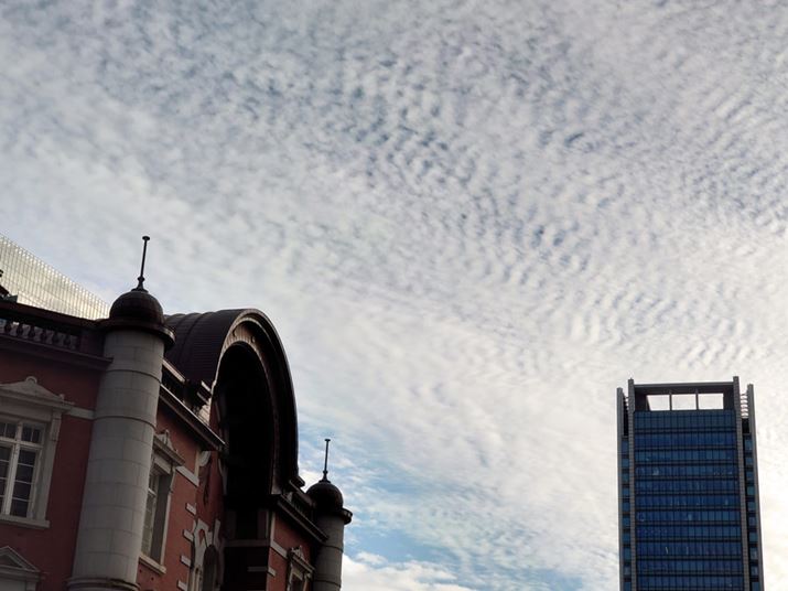 ɏƓV[]Jɐ؂ւĎBeB70mm̏œ_ƓV[łȂۂقȂBJւƂɂg[̕ω͊Ȃ