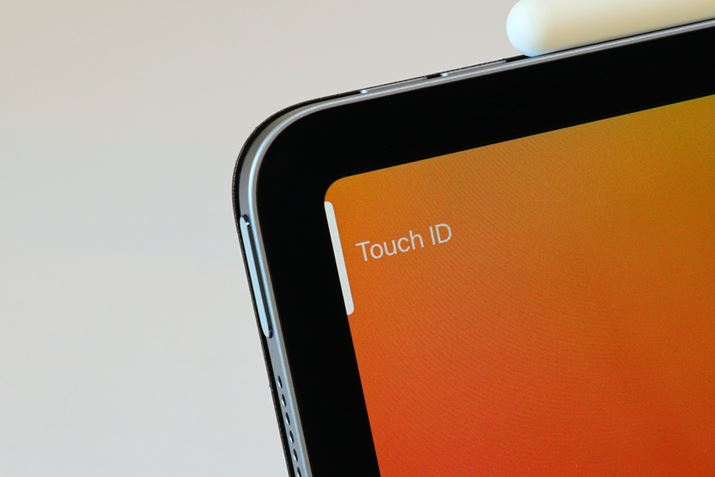 ʂ^b`ĉʂIɂƁAd{^̋߂Touch IDƂ\BłǂTouch ID̂킩