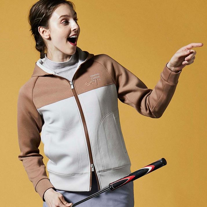 fB[X̃J[͎ʐ^̃JƁAu[