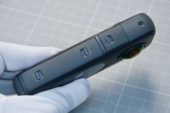 ʂɂ̓obe[USB Type|C|[gĂ܂