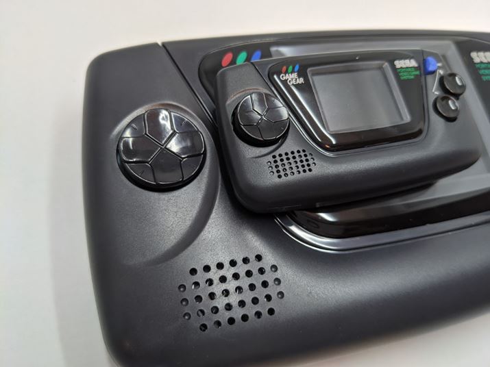 {̍ɂ͉~`̕ƃXs[J[܂łČĂ܂BႤ̂́AuQ[MAv̕L[͑삷ƃJ`J`ƂtB[hobN𓾂܂AuQ[MA~Nv̓tB[hobNȂ炩ɓ܂