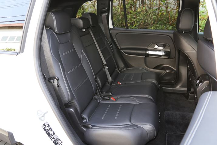 uGLB 250 4MATIC Sportsv2ڃV[g