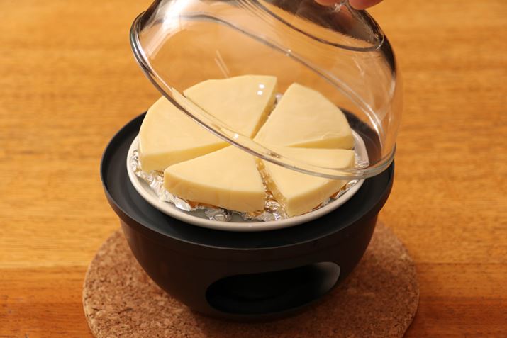 ��������߂���悤�ɁA�K���X�ӂ������Ԃ��܂�