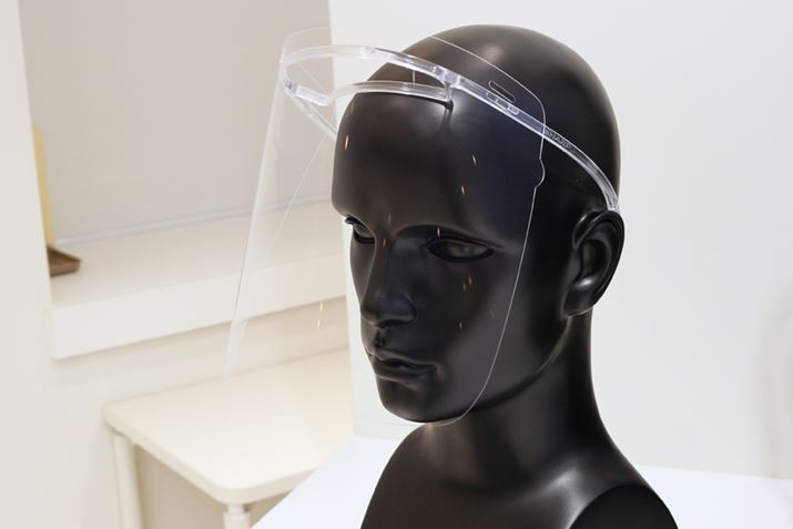 �|���J�[�{�l�[�g���t���[���̃t�F�C�X�V�[���h�uFG-F10M�v��M�T�C�Y�݂̂̃��C���A�b�v�B�d�ʂ̓t���[����14g�ŁA�t�B������11g�ƂȂ��Ă��܂��B�̔����i��1,980�~�i�ō��j�ŁA2020�N11��9������