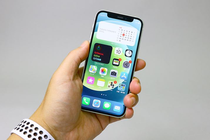 ɃXbL܂RpNgiPhone 12 miniBŏ͏ƎvA΂炭gĂƕ̏͋CɂȂȂȂĂ