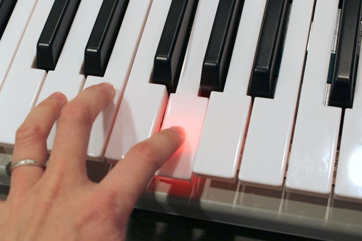 ő̓͌錮ՁI ȂAՂɂ̓^b`X|X@\ڂĂāAĒeƂł܂