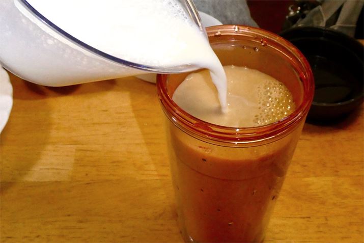 Ƃ͂ǂA~NƖAĂ~NăeX^CɂΊł