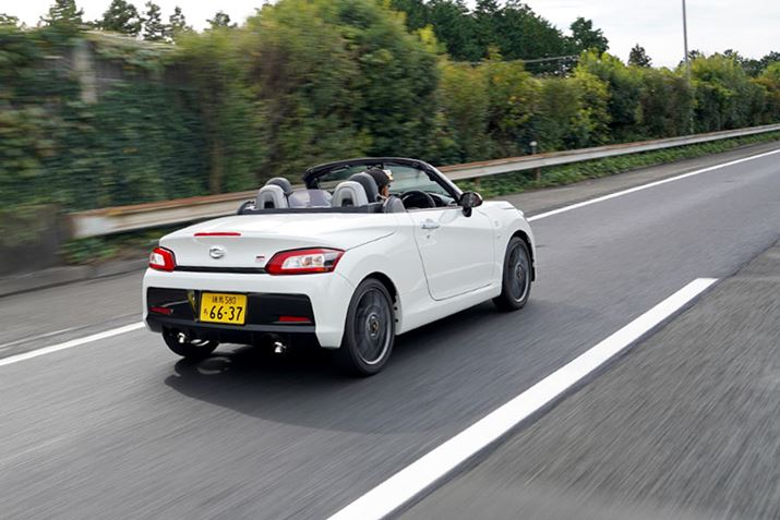 yԂȂ͐\nCxŎϋl߂RyBm[}ԂłOɍ萫𔭊܂AGR`[ɂ肳ɒグĂ܂