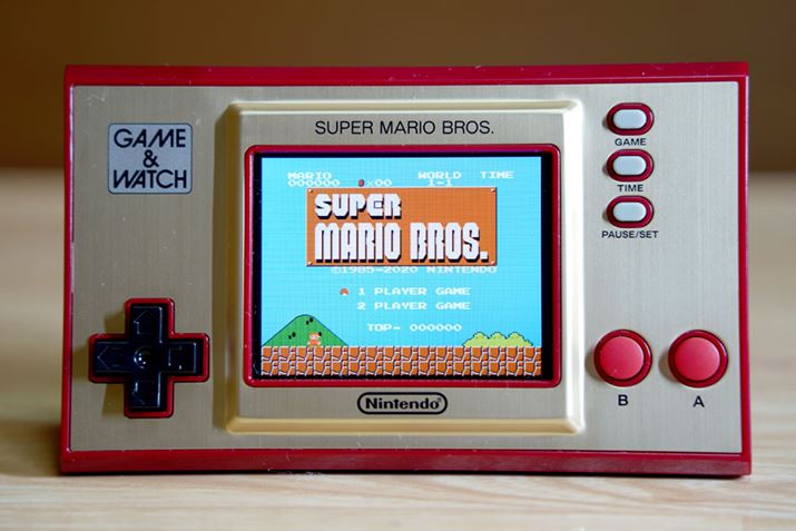 X[p[}IuU[Ỹ^CgʁBOȂAuiCj1985-2020 NINTENDOvƏĂ̂t@~RłƈقȂ܂I