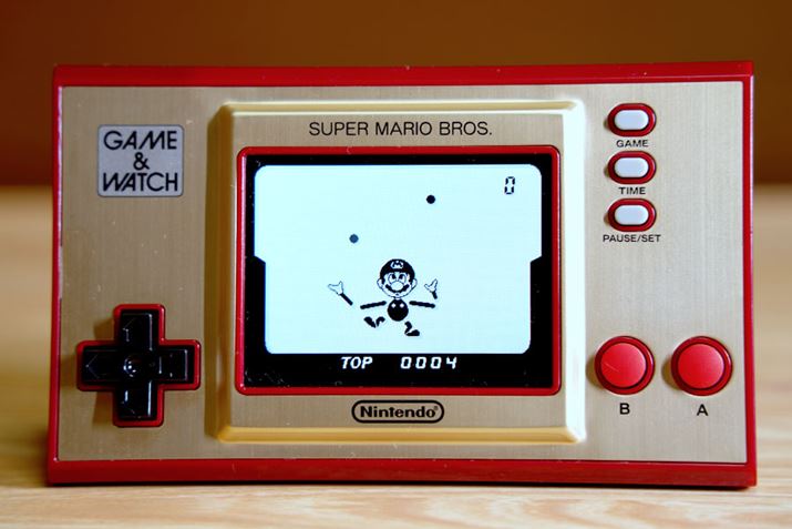 GAME ẢʁBȒPɌ΁Aʂ̂悤ȃQ[łB\L[܂A/B{^gāA}I̗Eɓ܂BȒPȂ悤ɌāAꂪӊOɓI