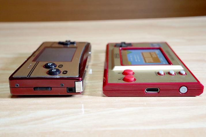 EʁBQ[{[C~Ni摜jɂ͉ʒ{^CzWbNAQ[EIb`i摜Ejɂ͏[d/dpUSB Type-C|[gAd{^܂