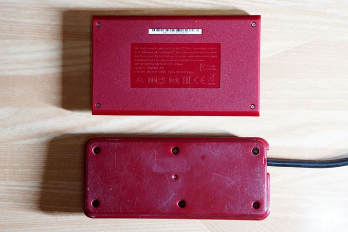 ʂƁAQ[EIb`i摜jƃt@~R̃Rg[[i摜j̐FȂ߂Ƃ킩܂BQ[EIb`̗ʂɃSȂǂĂȂƂAʓIɂ悩̂BAȂ莗͋Cł