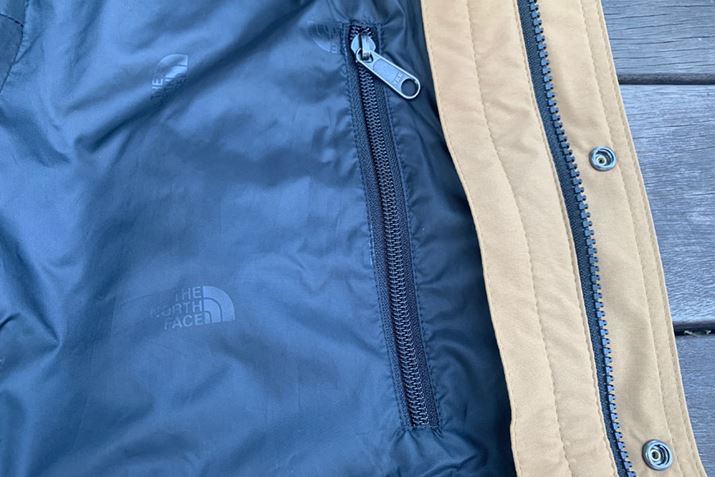 ɐ݂ꂽt@Xi[t|PbgBCOnq̃pX|[gȂǁAMdi̎[ɍœK