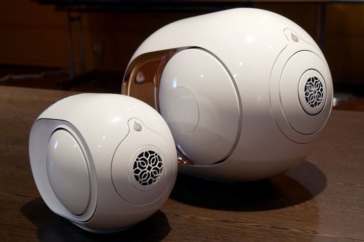 �f�r�A���̃��C�����X�X�s�[�J�[�uPHANTOM PREMIER�v�i���j�uPHANTOM REACTOR�v�i��O�j