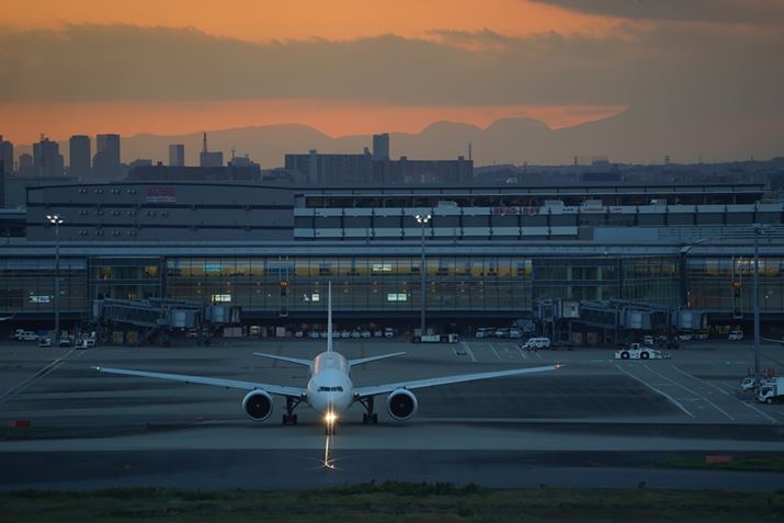 7CA70-300mm F/4.5-6.3 Di III RXDA300mmAF6.3A1/60bAISO200AzCgoXFI[gANGCeBuX^CFX^_[hADWIveB}CU[FI[gAcȎ␳FItA{F␳FI[gAӌ␳FI[gAJPEGBeʐ^i6000×4000A13.8MBj