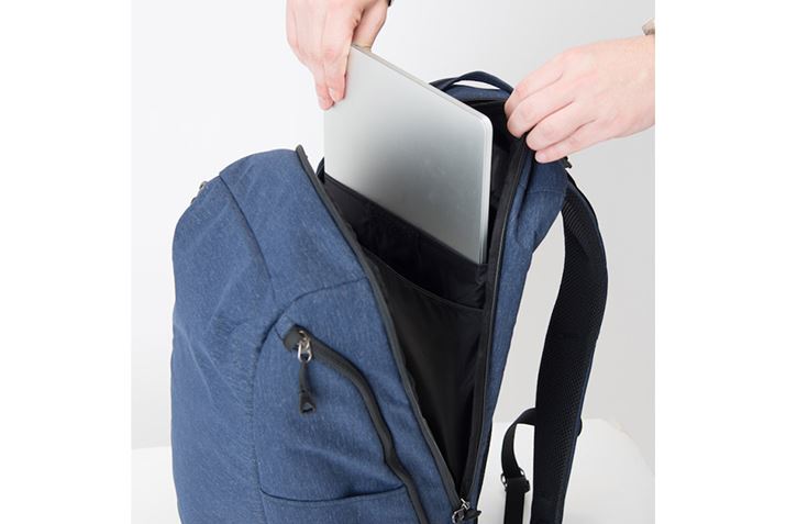 CRp[gg̔wʑɂ́A15C`܂ł̃m[gPCPC|Pbg𑕔