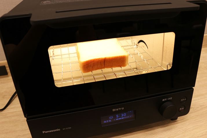 厚切りの冷凍食パンも中まで熱々！パナソニックのオーブントースター「ビストロ」を使ってみた - 価格.comマガジン