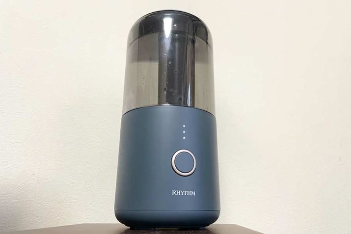 M҂́AƓd͂̂܂܂̔⃉CgO[D݂łAŃ_[NO[͂߂炵̂ŁA͂Ił݂܂