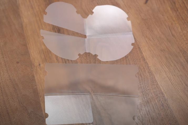 NAt@Ĉ悤ȑfނŁAʃ}XNpƗ̃}XNp2ނ܂