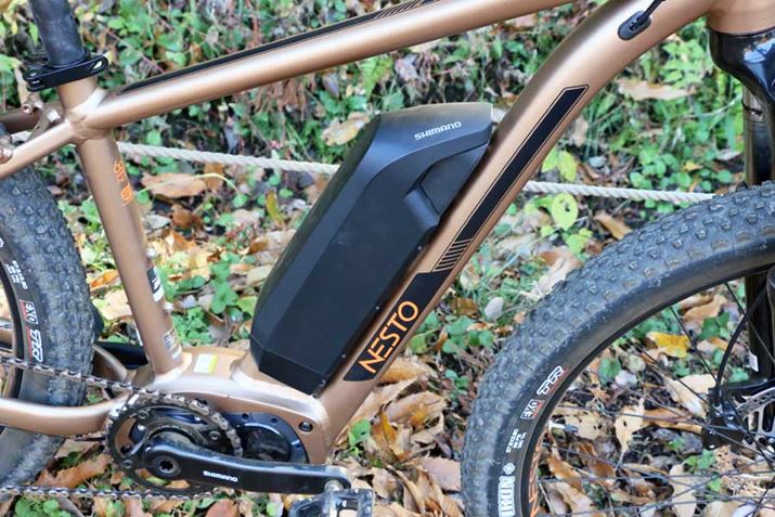 ŋ߂̓C`[uĂ̂ŁAOt^Cṽobe[͂{ebƂۂ󂯂Bobe[eʂ36V/11.6Ah