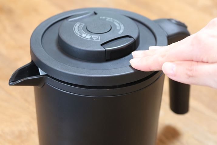 uJ`bvƉ邱ƂŊmɕ܂Ă邱ƂmF₷̂ŁAߖYh~ɖ𗧂܂<br>E̒܂͂܂܂ŁAЕmɉłB