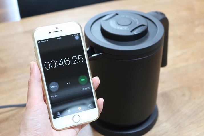 ɃJbv1t̂𕦂Ă݂ƂA50b]TŐ؂ƊEőƂ͖{łIiE23BJbv1tB 140mlŌ؁j