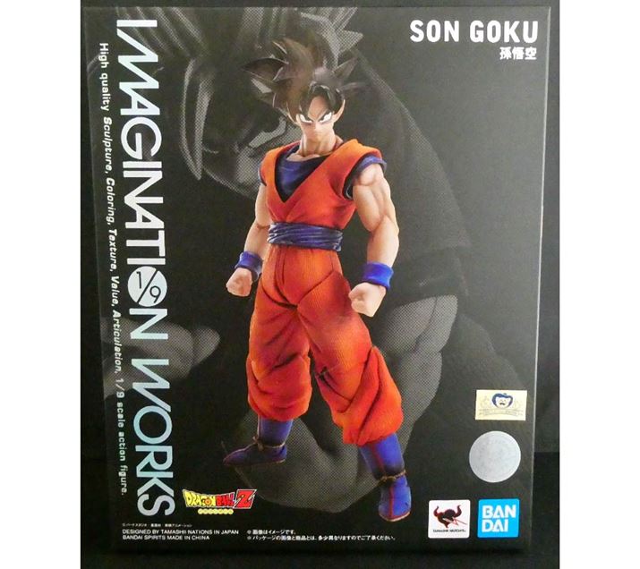 �V�����t�B�M���A�V���[�Y�̑�1�e�ɑ���󂪓o��ł�