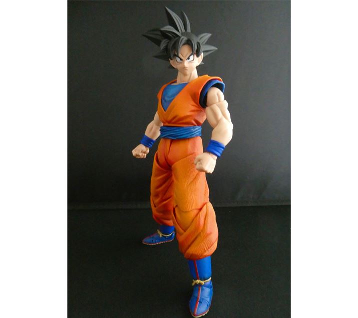 �T�C�Y�͖�18cm�B�ގ���PVC�AABS�A�V���R�����g���Ă��܂�